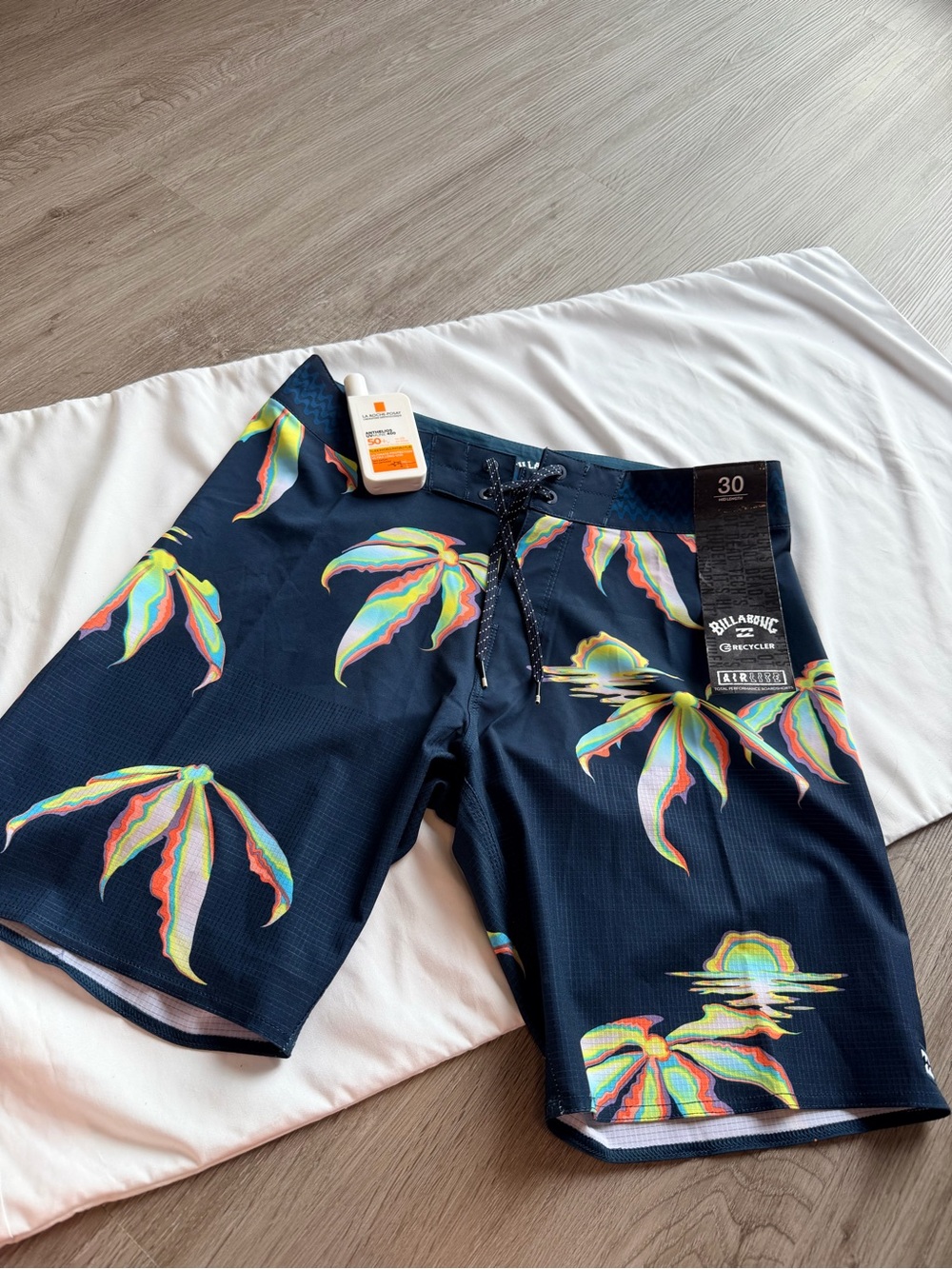 Billabong Men’s Navy Tropical Print Board Shorts